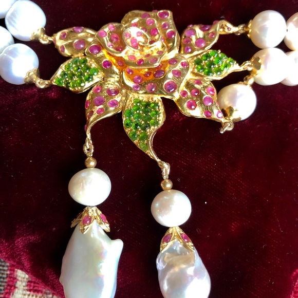 Luxurious Ruby Chrome Diopside Pearl Necklace - Picture 2 of 6